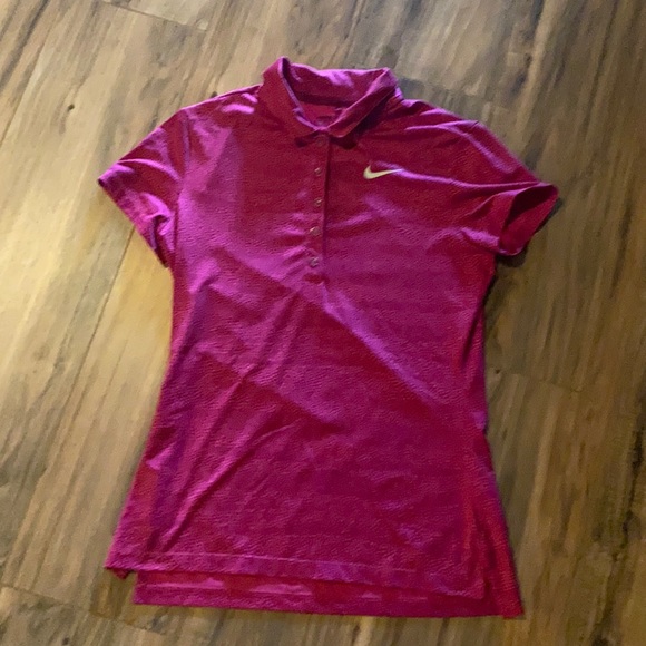 Nike Tops - Women’s Nike Golf Dri-Fit